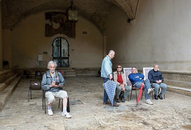 Ivo a �tyria dom�ci